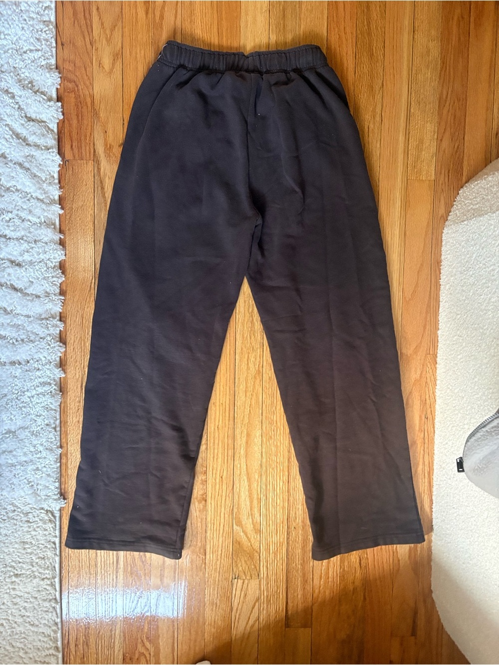 Comfrt brown sweatset size small - Picture 5 of 5